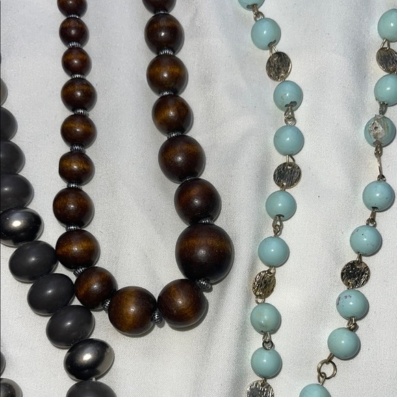 Bundle, necklaces - Picture 6 of 7